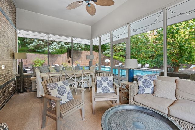 5543 Stanford Dr, Nashville, TN 37215