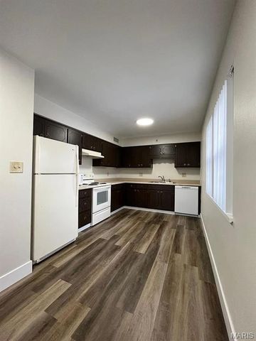 1717 SAINT ANDREWS Drive 3, O'fallon, IL 62269