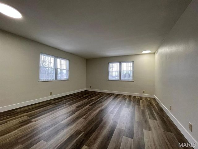 1717 SAINT ANDREWS Drive 3, O'fallon, IL 62269