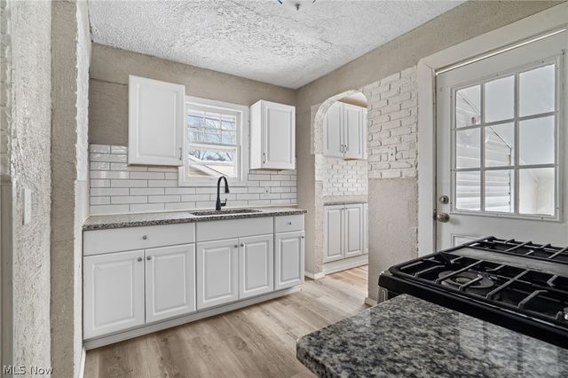 625 Wyandot Avenue, Akron, OH 44305