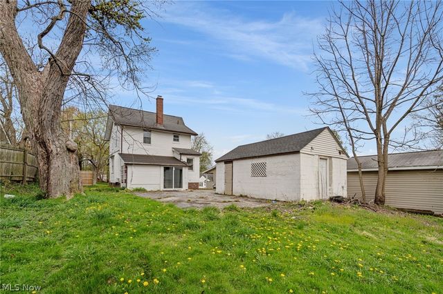 625 Wyandot Avenue, Akron, OH 44305