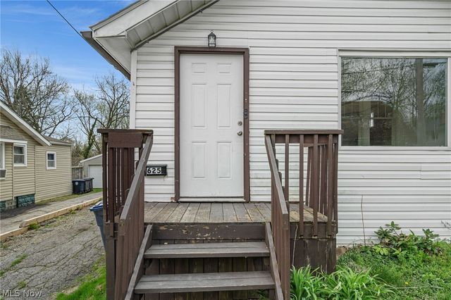 625 Wyandot Avenue, Akron, OH 44305