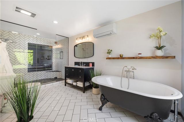 206 E Morongo, Palm Springs, CA 92264