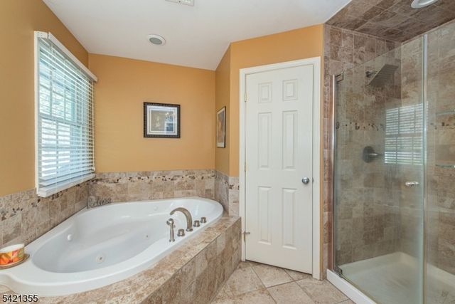 257 Eyland Ave, Roxbury Twp., NJ 07876