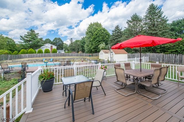 257 Eyland Ave, Roxbury Twp., NJ 07876