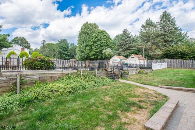 257 Eyland Ave, Roxbury Twp., NJ 07876