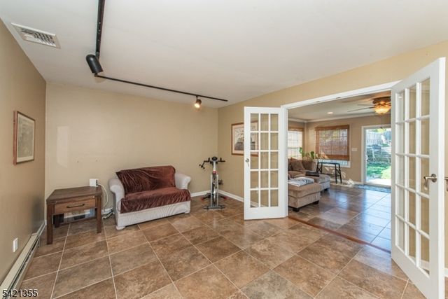 257 Eyland Ave, Roxbury Twp., NJ 07876