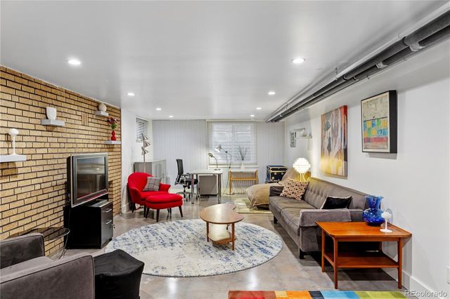 2000 E 21st Avenue, Denver, CO 80205
