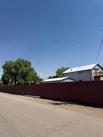 4 LOS CHAVEZ PARK Road, Belen, NM 87002