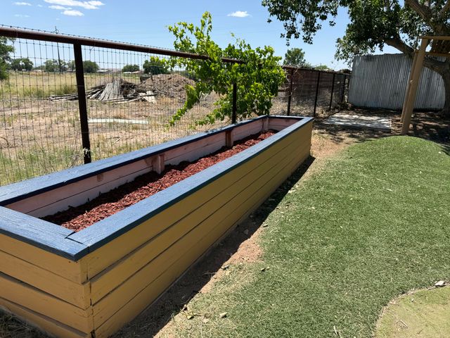 4 LOS CHAVEZ PARK Road, Belen, NM 87002