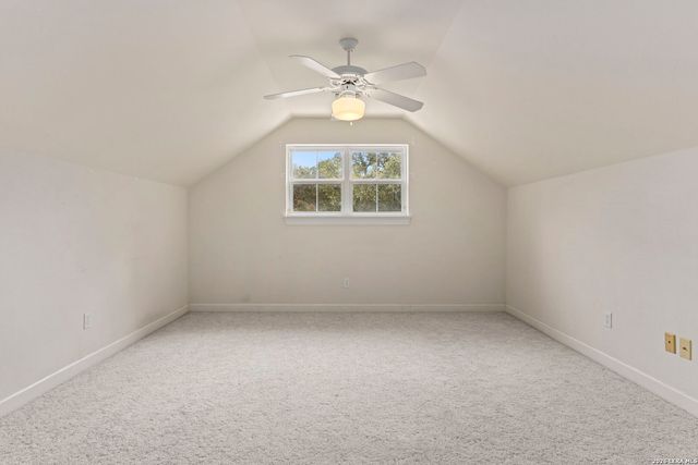241 AMMANN RD, Boerne, TX 78015