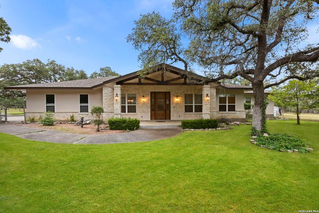 241 AMMANN RD, Boerne, TX 78015