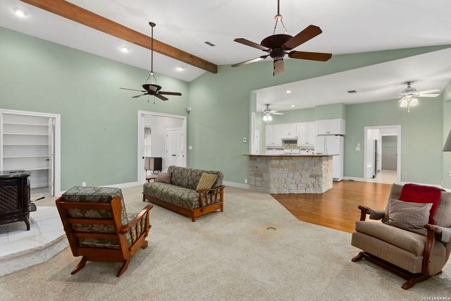 241 AMMANN RD, Boerne, TX 78015