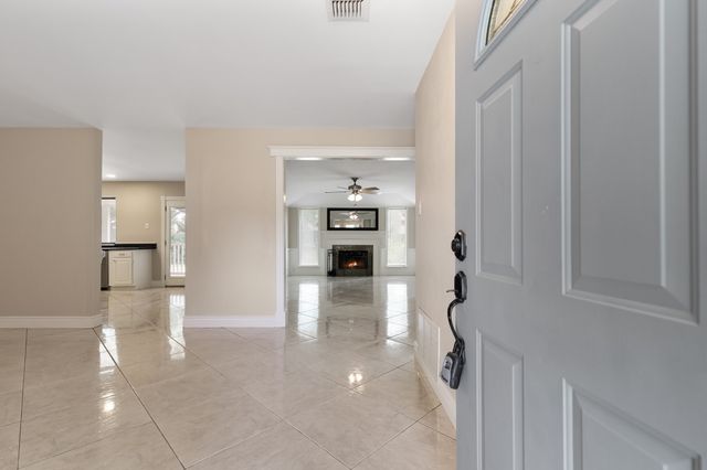 1912 Buckeye Drive, Flower Mound, TX 75028