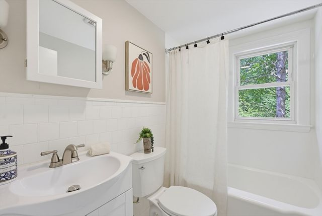 1435 Washington St, Braintree, MA 02184
