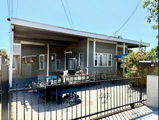 8746 Chester Street, Paramount, CA 90723