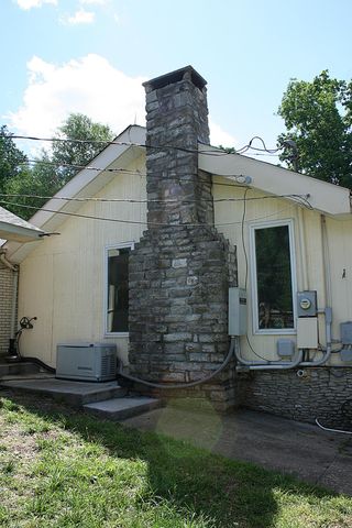 926 Chimney Rock Road, Harrodsburg, KY 40330