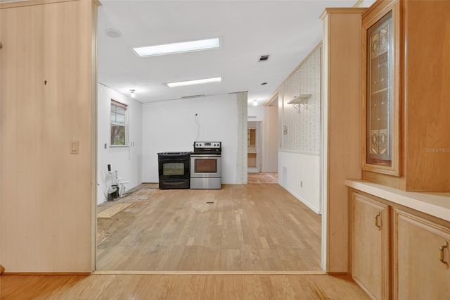 1033 OAK LANE, Lakeland, FL 33811