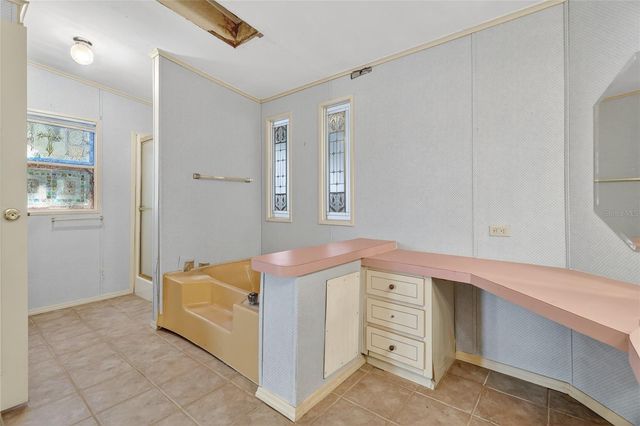 1033 OAK LANE, Lakeland, FL 33811