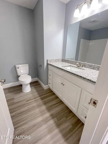 2019 Piute Rd, Crossville, TN 38572