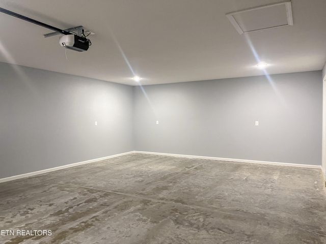 2019 Piute Rd, Crossville, TN 38572