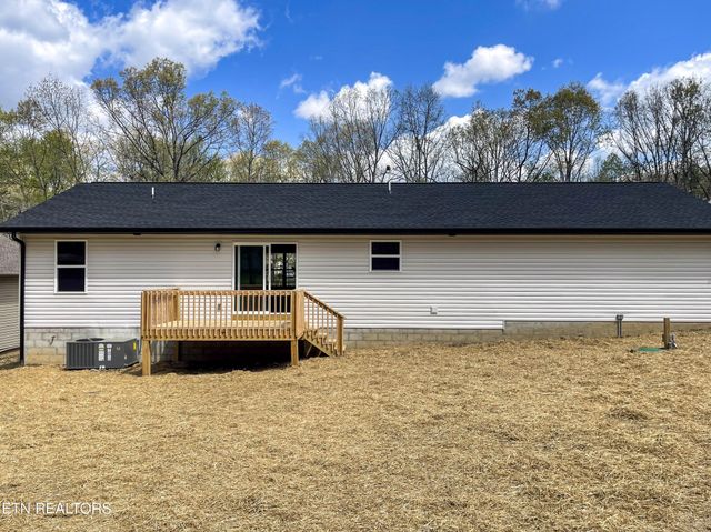 2019 Piute Rd, Crossville, TN 38572
