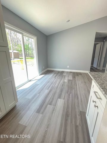 2019 Piute Rd, Crossville, TN 38572