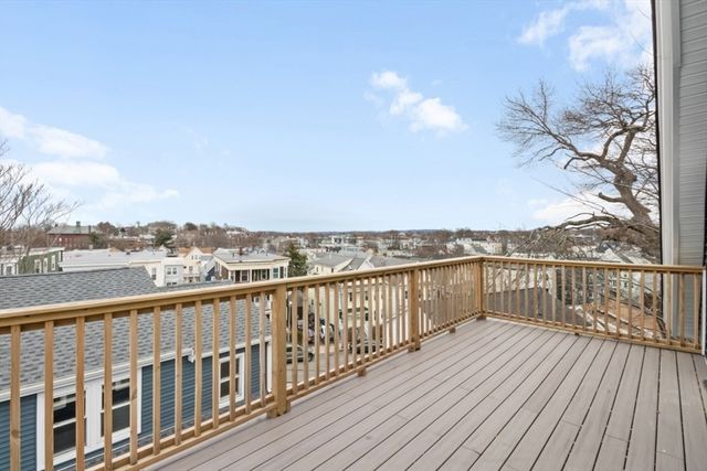 66-66R Stanley St, Boston, MA 02125