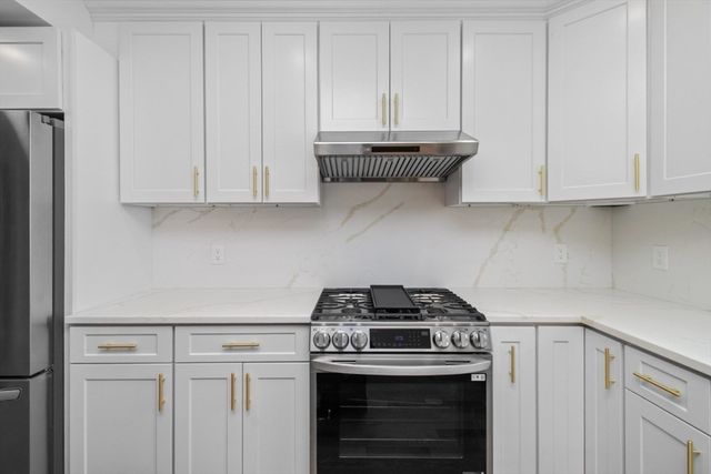 66-66R Stanley St, Boston, MA 02125