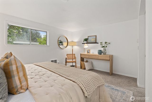2001 NE 12th Street, Renton, WA 98056