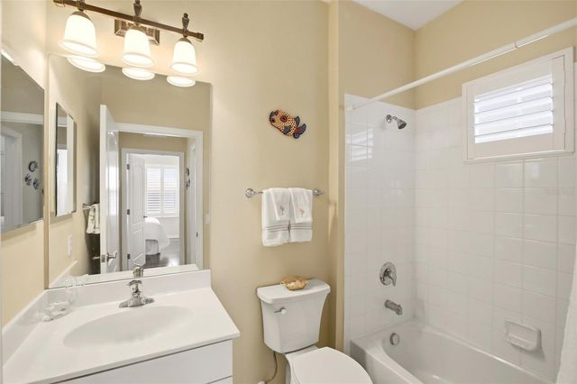 1510 WHITE BREEZE COVE, Bradenton, FL 34208