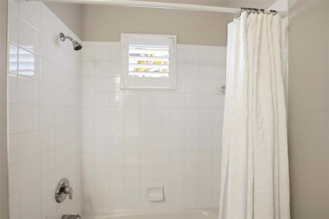 1510 WHITE BREEZE COVE, Bradenton, FL 34208