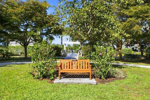 1510 WHITE BREEZE COVE, Bradenton, FL 34208