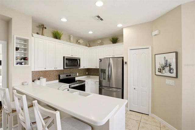 1510 WHITE BREEZE COVE, Bradenton, FL 34208