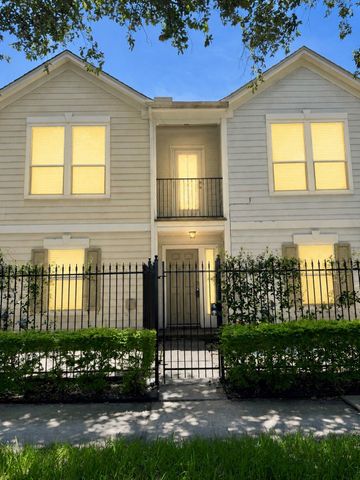 1828 Wheeler Street, Houston, TX 77004