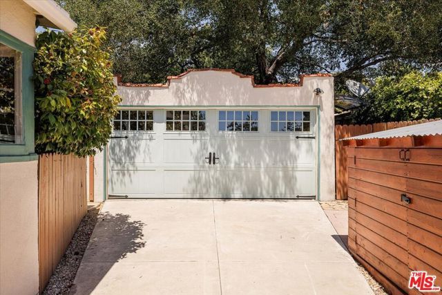1961 Queensberry Road, Pasadena, CA 91104