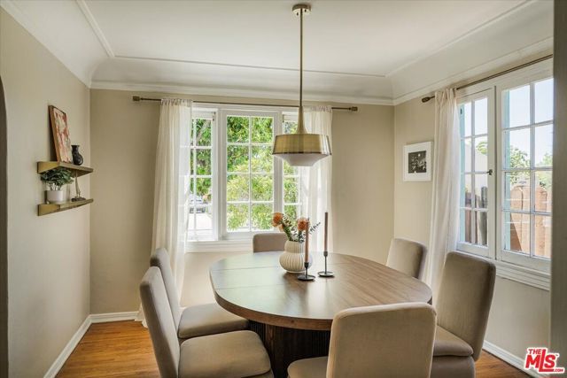 1961 Queensberry Road, Pasadena, CA 91104