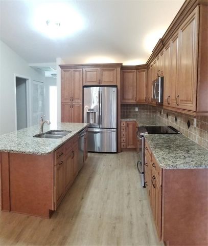 5810 GARDEN LAKES MAJESTIC, Bradenton, FL 34203