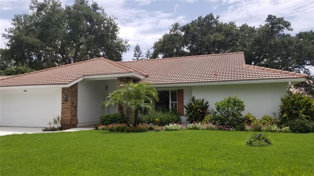 5810 GARDEN LAKES MAJESTIC, Bradenton, FL 34203