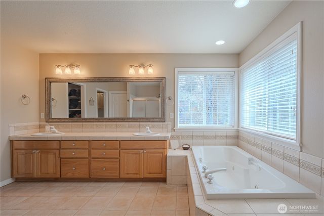 1519 NW 86th Street, Salmon Creek, WA 98665