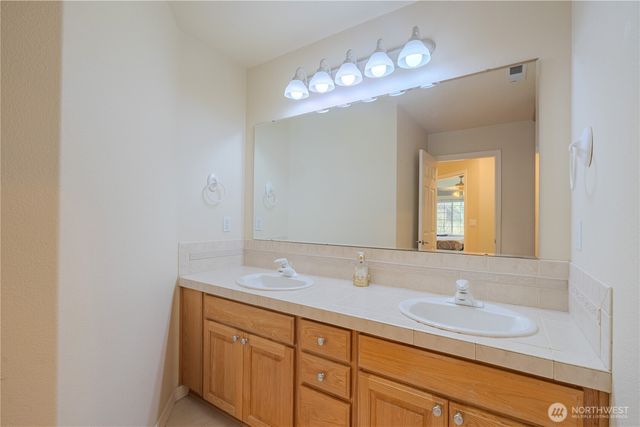 1519 NW 86th Street, Salmon Creek, WA 98665