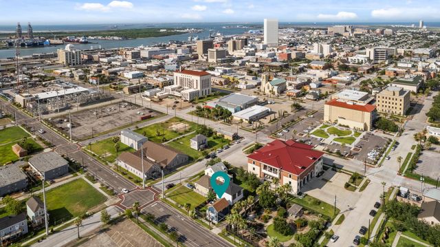 808 27th Street, Galveston, TX 77550