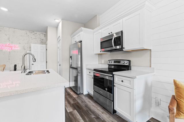 808 27th Street, Galveston, TX 77550