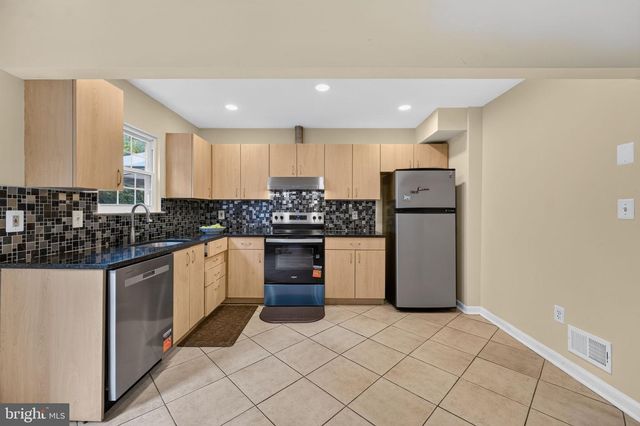1152 SOUTHERN NIGHT LN, Gaithersburg, MD 20879