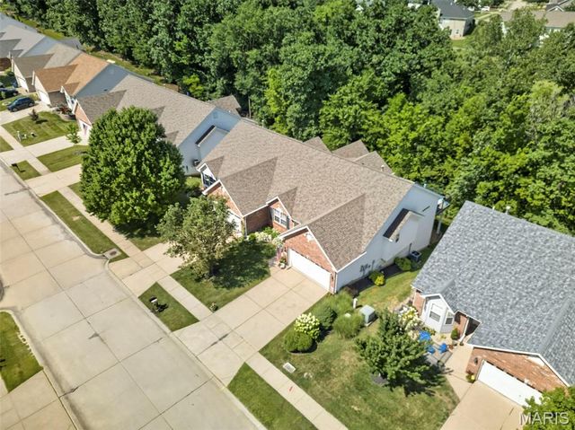 1627 Polar Drive, Wentzville, MO 63385