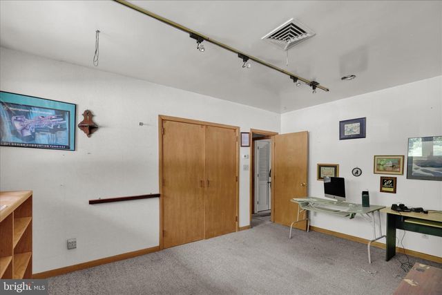 1840 LORRAINE RD, Reading, PA 19604