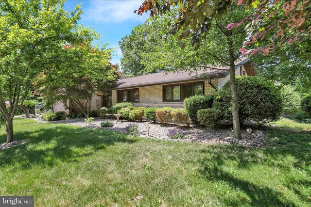 1840 LORRAINE RD, Reading, PA 19604