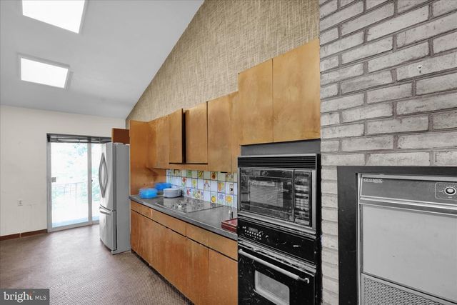 1840 LORRAINE RD, Reading, PA 19604