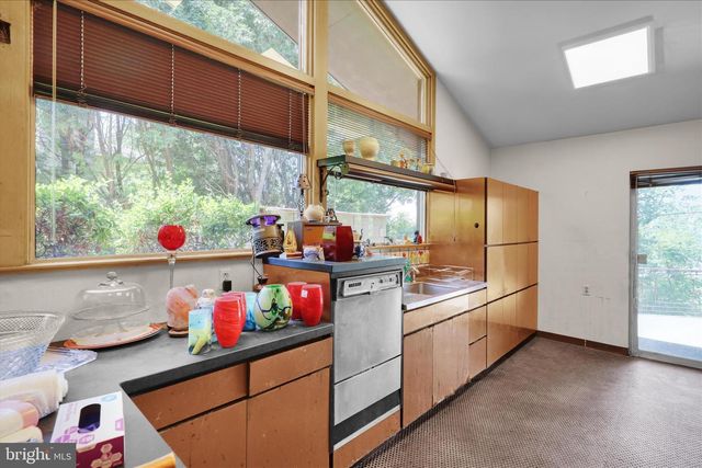 1840 LORRAINE RD, Reading, PA 19604