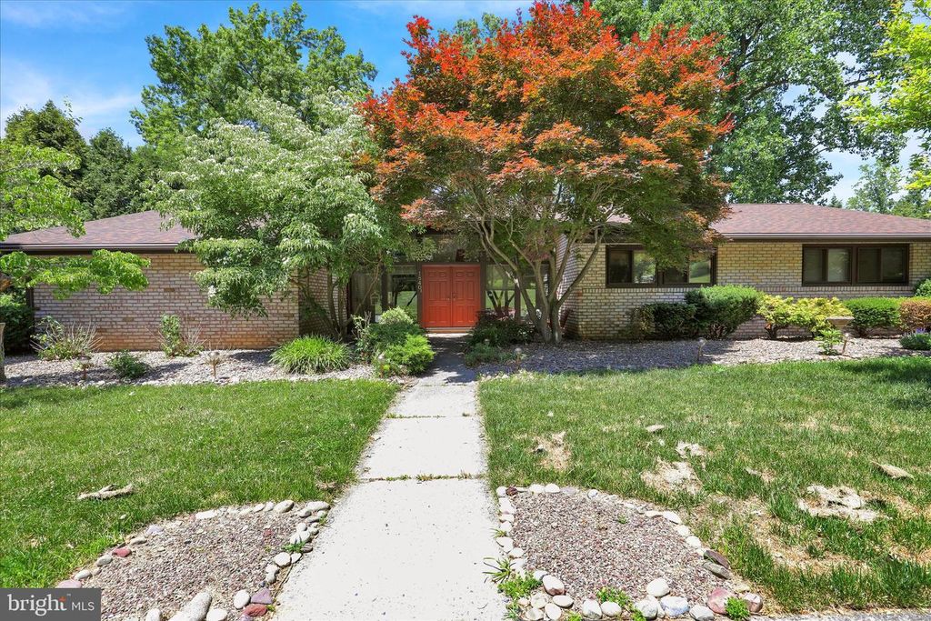 1840 LORRAINE RD, Reading, PA 19604